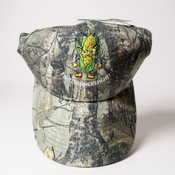 Realtree Camouflage Adjustable Hat With "Fight Farmers Fight" Corn Embroidery & - Picture 1 of 6